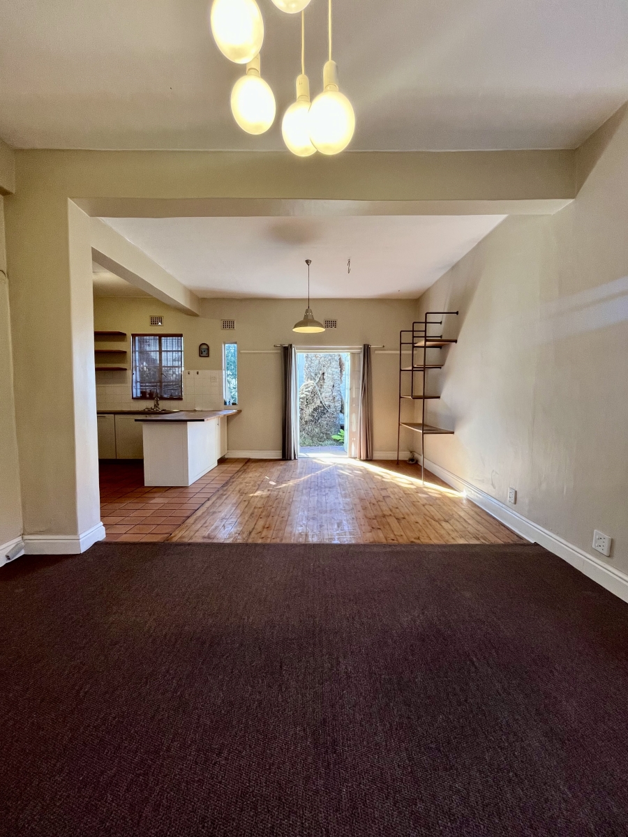2 Bedroom Property for Sale in Gardens Western Cape